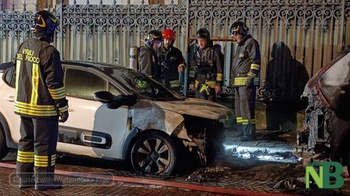 auto fiamme