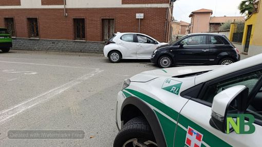 Scontro fra due auto a Chiavazza: ragazza in ospedale - Foto di Mattia Baù Scontro fra due auto a Chiavazza: ragazza in ospedale - Foto di Mattia Baù