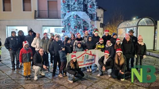 Gaglianico illumina il Natale, l’accensione dell'albero e il sostegno a Telethon. Gaglianico illumina il Natale, l’accensione dell'albero e il sostegno a Telethon.