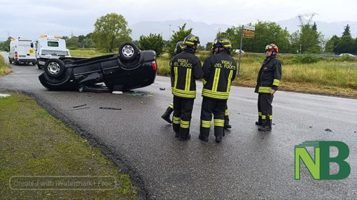 scontro auto scontro auto