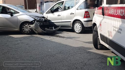 scontro auto