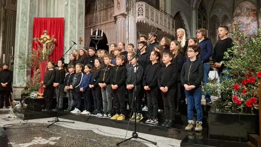 Concerto in duomo dei ragazzi delle scuole “Il futuro canta e suona per gli Alpini”