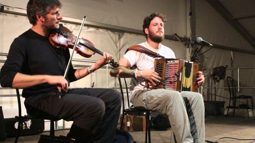 Bal Folk con Pitularita, i due fratelli Boniface per una serata ricca di energia e buona musica