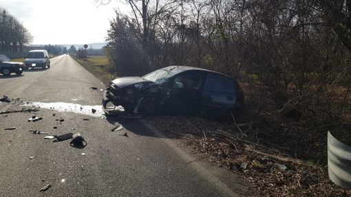 Sandigliano: incidente a mezzogiorno tra auto e camion FOTO