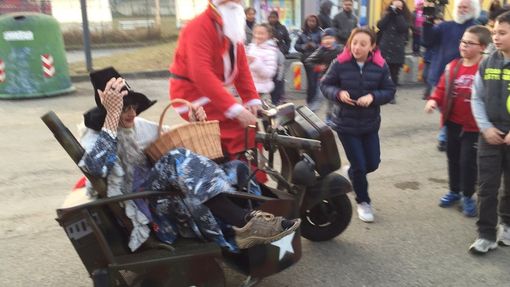 A Ponzone torna la Befana dei vigili del fuoco A Ponzone torna la Befana dei vigili del fuoco