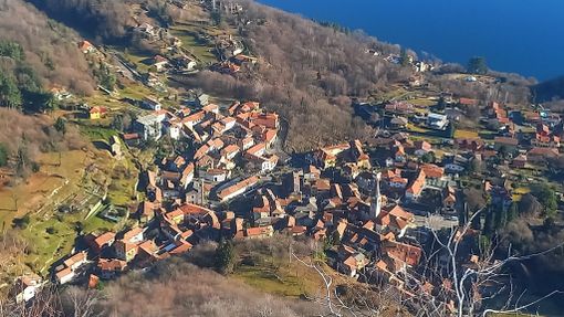 Piccolo anello dei Pizzi di Nonio - Lago d’Orta- (Nonio -VB-) Piccolo anello dei Pizzi di Nonio - Lago d’Orta- (Nonio -VB-)