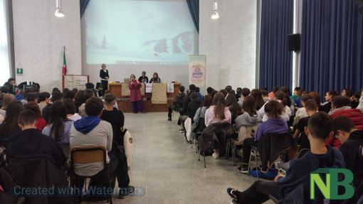 "Non per sesso per amore", un convegno al Liceo Scientifico Avogadro "Non per sesso per amore", un convegno al Liceo Scientifico Avogadro