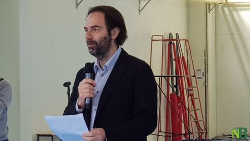 Neri Marcorè a Biella in “Doppia coppia”, sul palco con Anais Drago