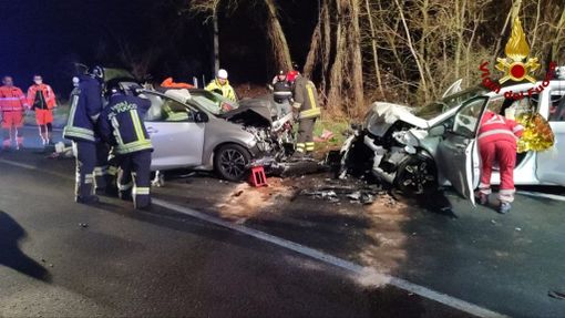 feriti schianto feriti schianto