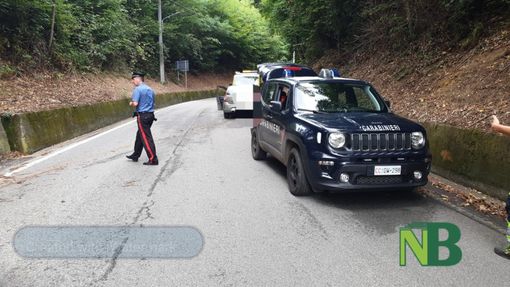 Valle San Nicolao, auto sbanda e finisce contro il muro, foto Benedetti per Newsbiella.it