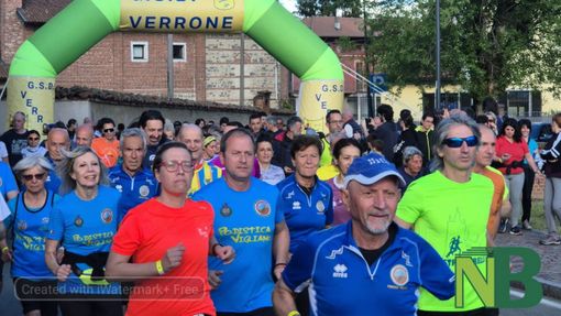 Running: A Verrone quasi 400 podisti alla Camminata tra Castello e Cascine - foto e video Finatti per newsbiella.it