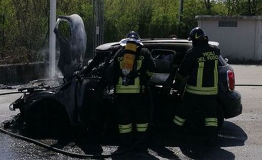 incendio auto incendio auto