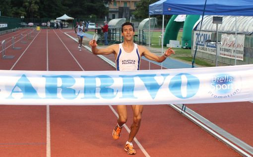 Il vincitore Lhoussaine Oukhrid