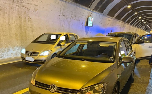 Dal Nord Ovest - Tamponamento in galleria sulla bretella Ivrea–Santhià