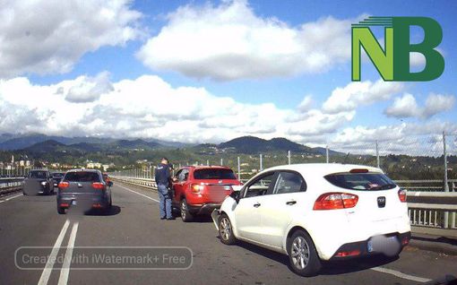 Tamponamento in tangenziale tra due auto FOTO Baù Mattia Tamponamento in tangenziale tra due auto FOTO Baù Mattia