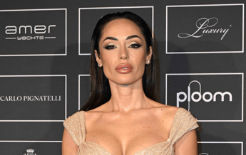 Raffaella Fico compie 38 anni, la lettera della figlia Pia: "La persona più forte che conosco" Raffaella Fico compie 38 anni, la lettera della figlia Pia: "La persona più forte che conosco"