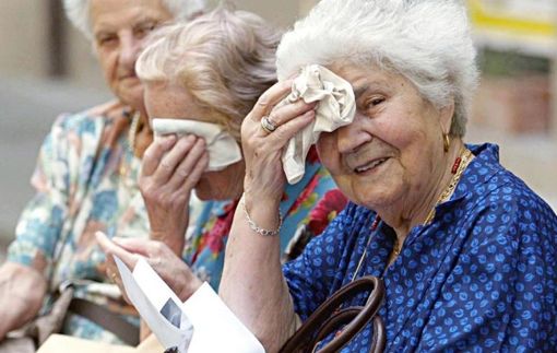 Caldo in aumento, Codacons: "Non lasciamo soli anziani e persone fragili"