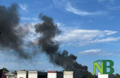 Benna: Incendio nei campi di Benna. Il denso fumo fa pensare a materiale non organico - Foto Rasolo per newsbiella Benna: Incendio nei campi di Benna. Il denso fumo fa pensare a materiale non organico - Foto Rasolo per newsbiella