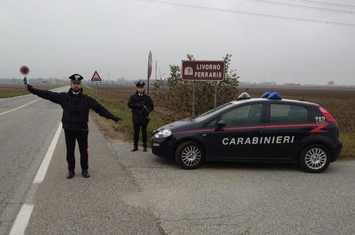 carabinieri minaccia moglie