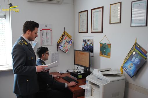 guardia finanza guardia finanza