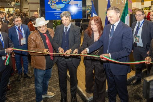 Italia al Salone Wine Paris 2026 con i suoi migliori vini Italia al Salone Wine Paris 2026 con i suoi migliori vini