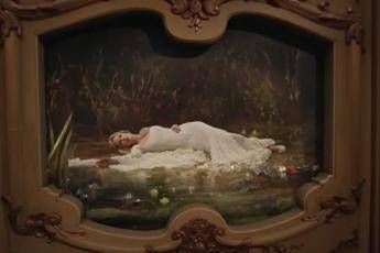 L'effetto Taylor Swift travolge un museo tedesco, fan in fila per Ophelia L'effetto Taylor Swift travolge un museo tedesco, fan in fila per Ophelia