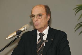 Elezioni Puglia, Lobuono: "Votare per cambiare governo in Regione" Elezioni Puglia, Lobuono: "Votare per cambiare governo in Regione"