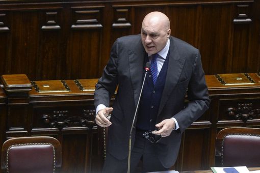 Crosetto “Intelligenza artificiale nuova frontiera difesa e sviluppo”