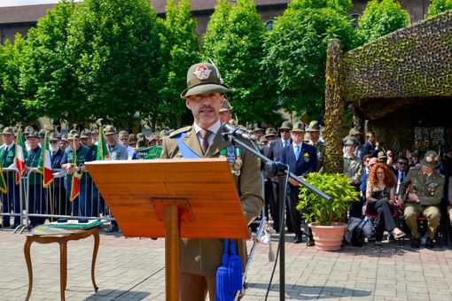 Il generale Enrico Fontana è il nuovo comandante della Taurinense
