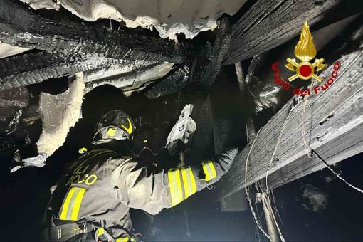 Dal Nord/Ovest: Incendio in casa ad Alice Castello, 75enne muore carbonizzato
