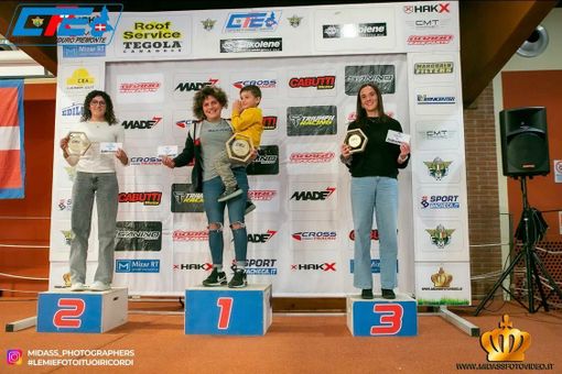 Elena Givonetti, giovane promessa dell’enduro, sul podio regionale a Cavaglià foto credits Midass Foto e Video