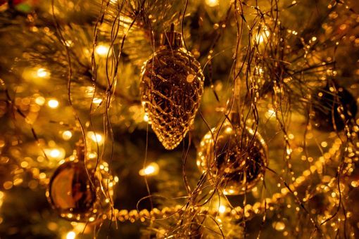 5 consigli per decorare il tuo albero di Natale in modo perfetto