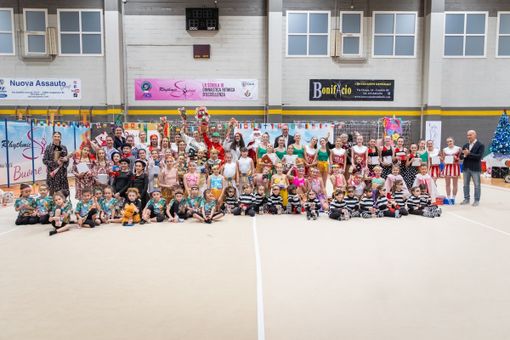 Festa di Natale Rhythmic School: grande spettacolo al Palasport di Candelo