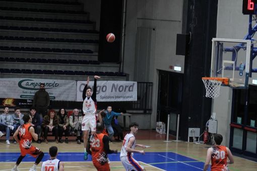 Basket Serie C, Teens in emergenza: netta sconfitta sul campo del Cus Basket Serie C, Teens in emergenza: netta sconfitta sul campo del Cus