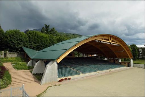 Max Angioni all'anfiteatro di Sordevolo con "Anche meno" Max Angioni all'anfiteatro di Sordevolo con "Anche meno"