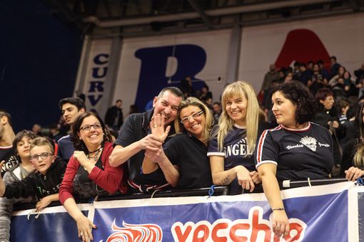 Basket - La sfida in cifre tra Biella e Brescia