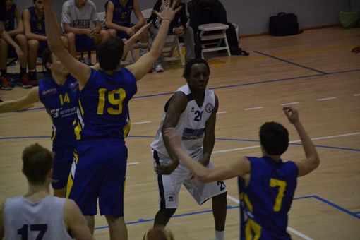 Basket - Esordio in doppia cifra per il quindicenne Wheatle