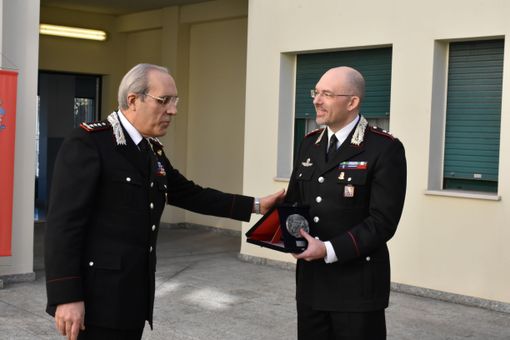 Il generale di corpo d'armata, Gaetano Maruccia in visita al comando provinciale di Biella