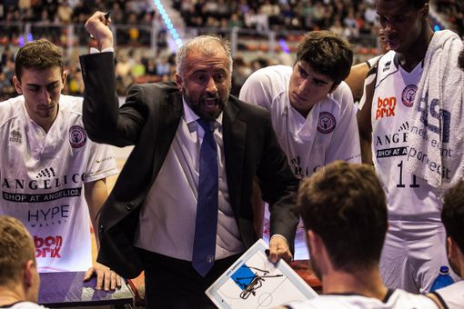 Basket - Un'Angelico disastrosa ai liberi cade a Verona Basket - Un'Angelico disastrosa ai liberi cade a Verona