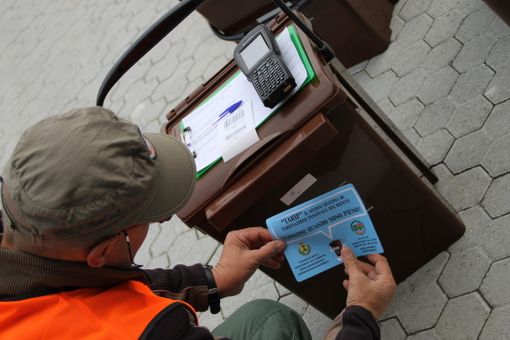 SEAB, Belletti ad Andrissi: &quot;Le mostro la differenza tra codice a barre e transponder&quot;