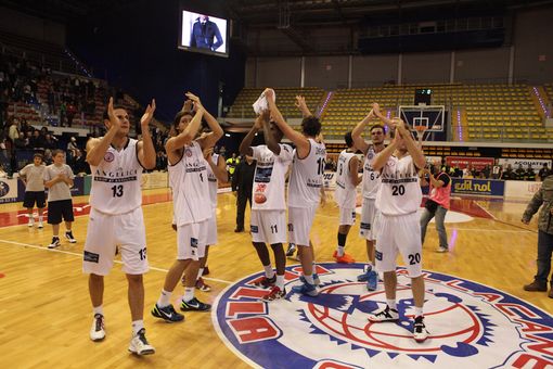 Basket- Corbani: "Siamo stati bravi ad adattari alle difficoltà" FOTOGALLERY
