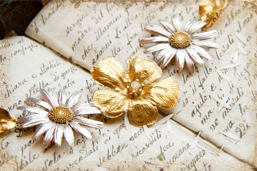 L’alchimista che trasforma i fiori in gioielli