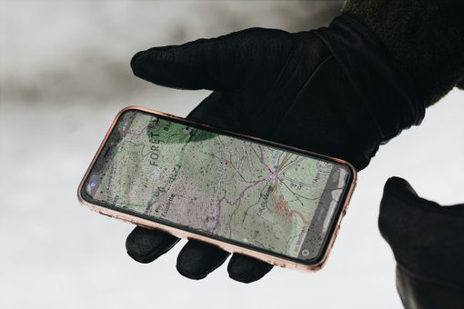 Photo 1 - Orienteering - Photo Mael-Balland courtesy Unsplash.com