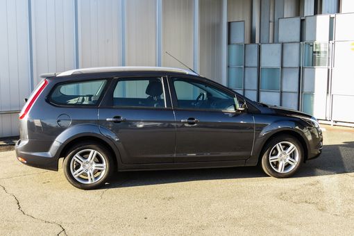 Ford Focus 2.0 GPL SW Titanium anno 2009 km 110.000 prezzo 10.000 euro Ford Focus 2.0 GPL SW Titanium anno 2009 km 110.000 prezzo 10.000 euro