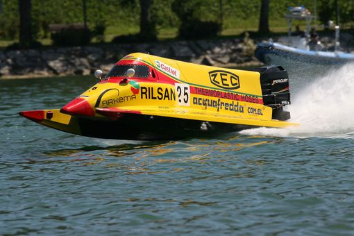 Motonautica e Acquabike: rombano i motori a Viverone