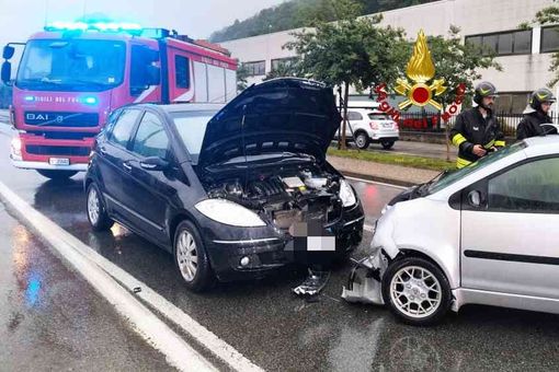 C'è una vittima nel frontale tra Quarona e Borgosesia C'è una vittima nel frontale tra Quarona e Borgosesia