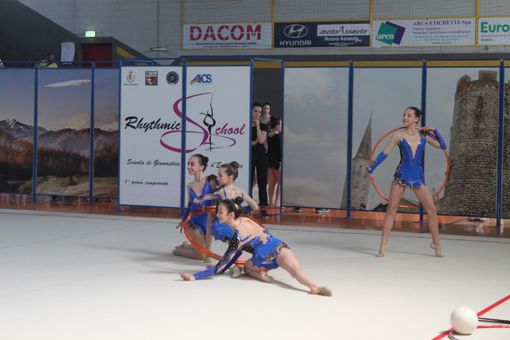 Incetta di medaglie per la Rhythmic School: Oro, argenti e bronzo arricchiscono il week end FOTOGALLERY