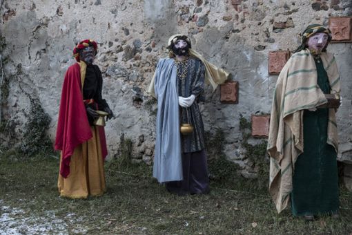 Sculture in legno, tradizione e…i Re Magi a Mosso