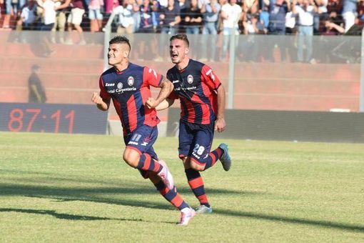 Giuseppe Torromino con la maglia del Crotone