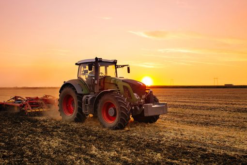 Attrezzature per l’agricoltura: come ottimizzare la produttività della tua azienda